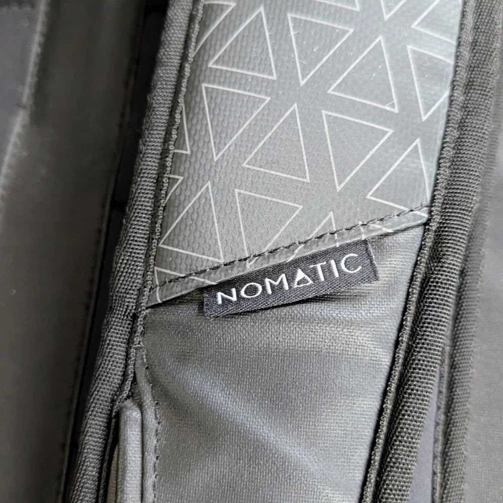Nomatic Travel Pack 20L Expands to 30L Backpack - Picture 5 of 16